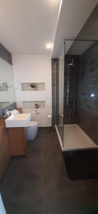 Rare Luxury Harbourview Apartment Sleeps 6 Torquay Buitenkant foto