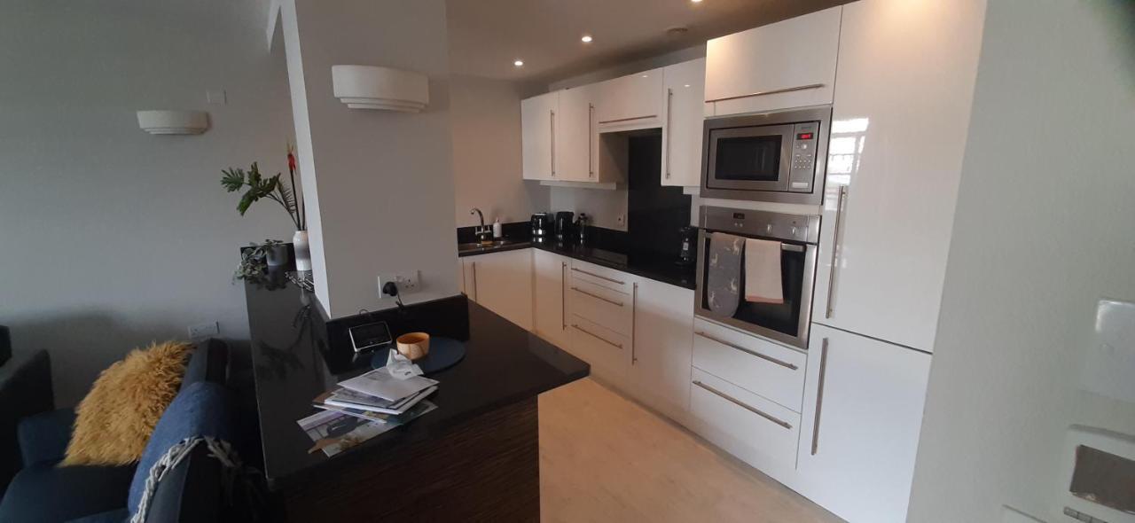 Rare Luxury Harbourview Apartment Sleeps 6 Torquay Buitenkant foto